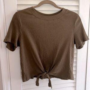 Olive Short Sleeve Top With Tie